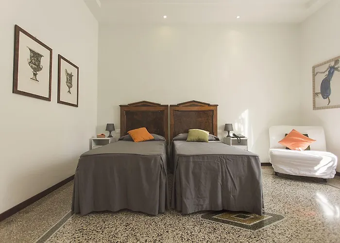 בית הארחה Maison Colosseo 4*